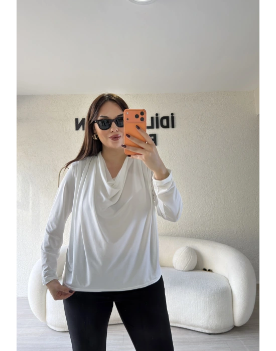 Beyaz Sandy Kumaş Degaje Yaka Bluz