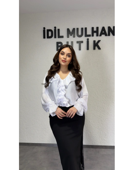Beyaz Volanlı Premium Bluz