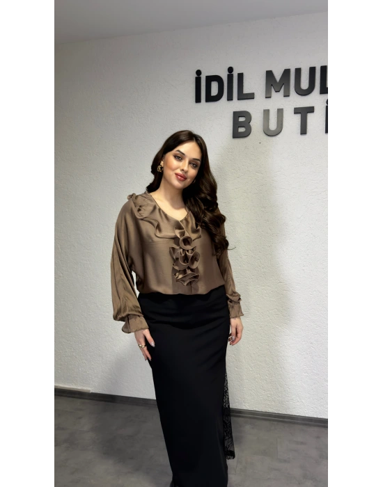 Kahverengi Volanlı Premium Bluz