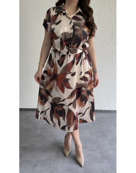 Kahverengi Desenli Bağlamalı Saten Elbise
