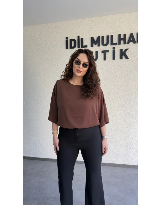 Kahverengi İpek Krep Vatkalı Bluz