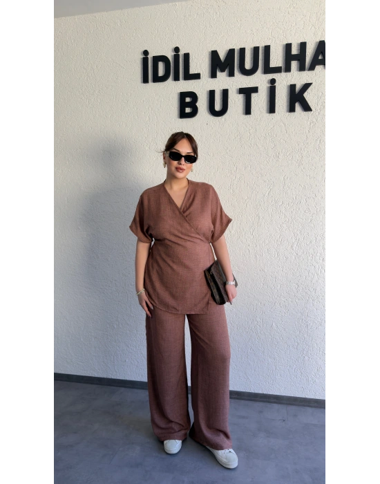Kahverengi Kruvaze Bluz Pantolon Takım
