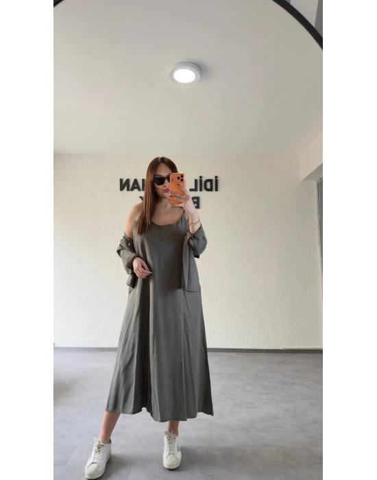 Haki Askılı Elbise Çıkarılabilir Gömlek Detaylı Takım