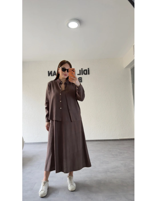 Kahverengi Askılı Elbise Çıkarılabilir Gömlek Detaylı Takım