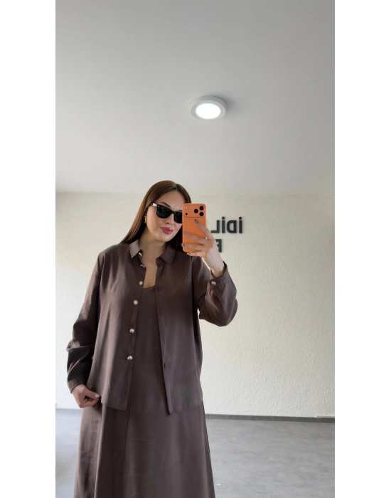 Kahverengi Askılı Elbise Çıkarılabilir Gömlek Detaylı Takım