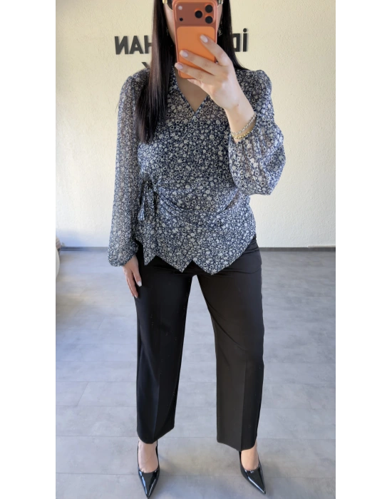 Çiçek Desenli Şifon Kruvaze Bağlamalı Bluz