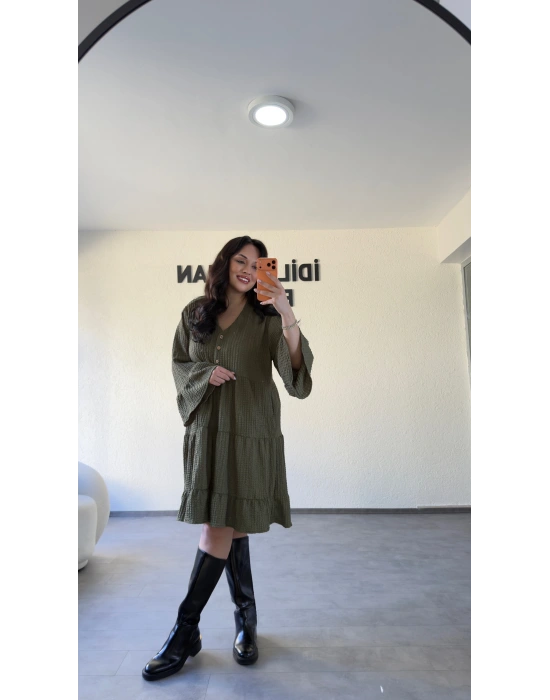 Haki Düğme Detaylı Kat Kat Rahat Elbise