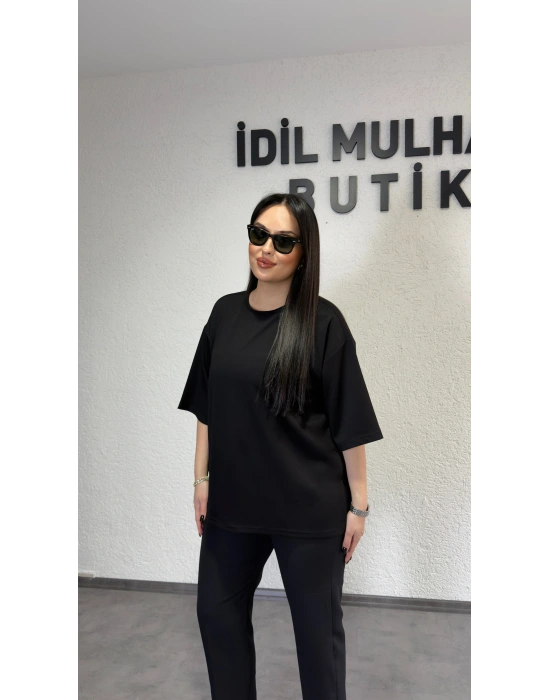 Siyah Bisiklet Yaka Oysh Tişört