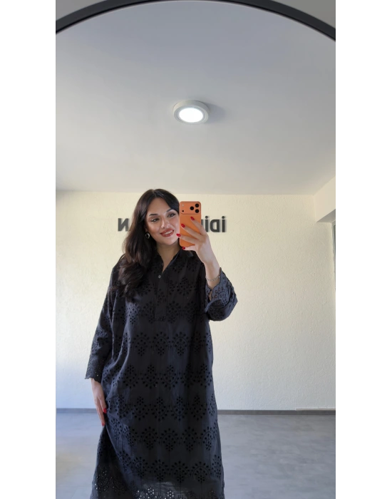 Siyah Fisto İşlemeli Uzun Elbise