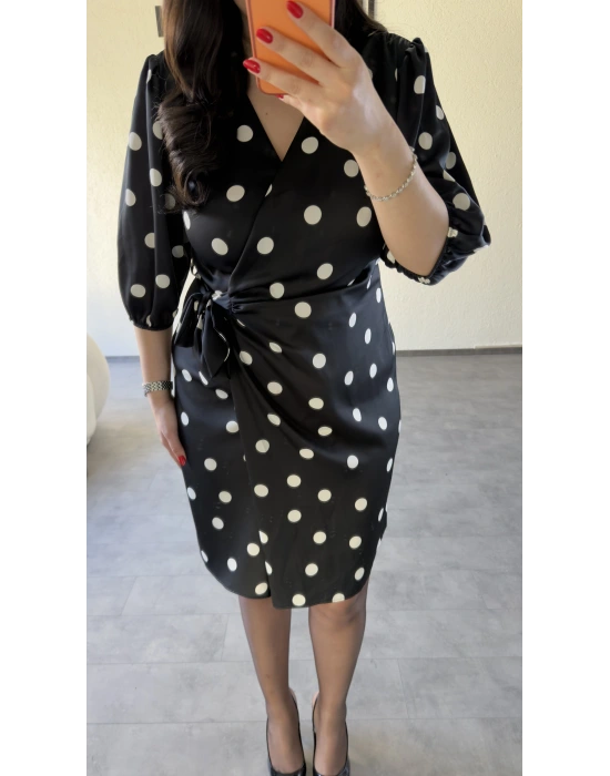 Siyah Puantiyeli Kruvaze Kuşaklı Elbise