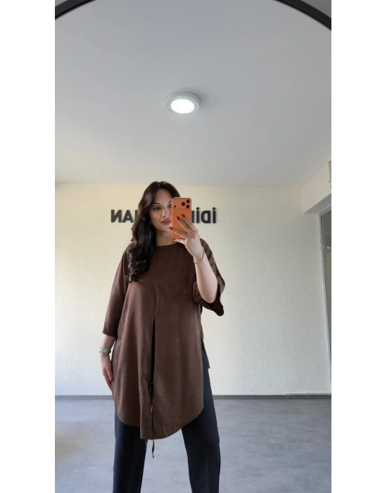 Kahve Bağcıklı Üçgen Jakar Bluz