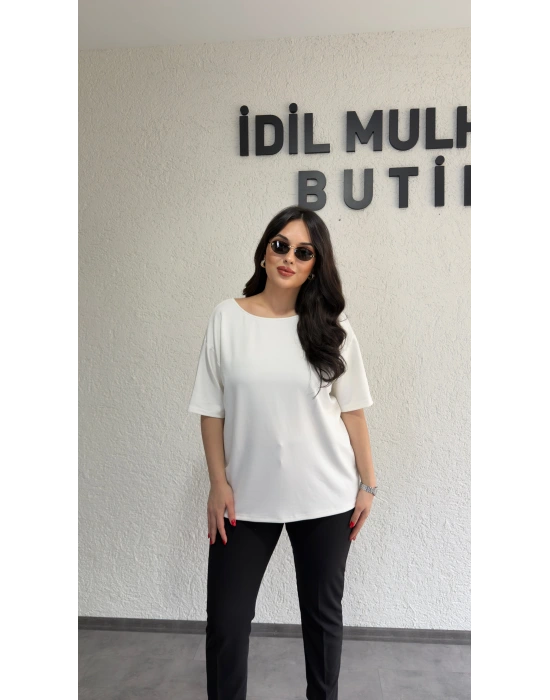 Beyaz Sırt Dantel Detaylı Bluz