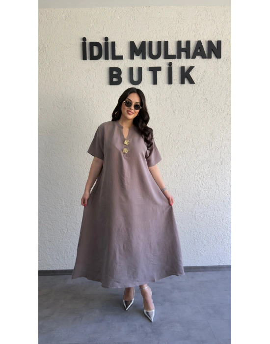 Vizon Salaş Kesim Broş Detaylı Elbise