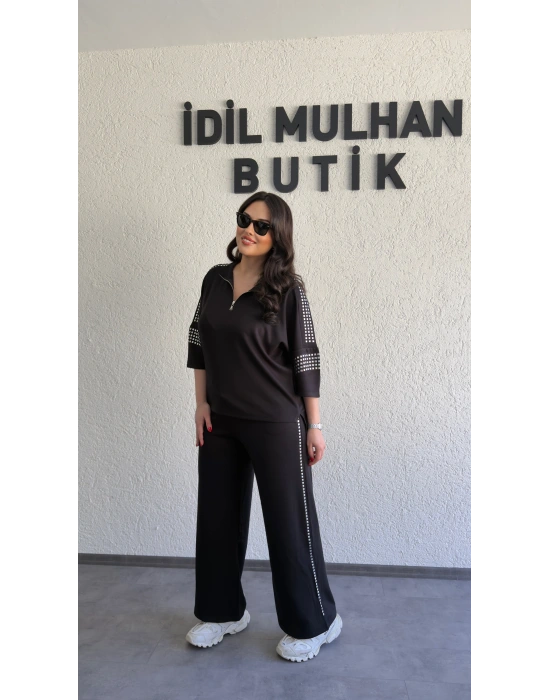 Siyah Zımba Detaylı Fermuarlı Polo Yaka Takım