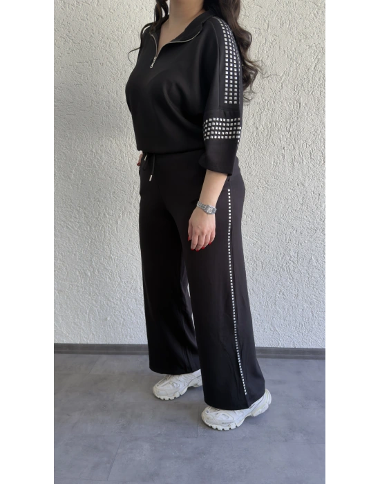 Siyah Zımba Detaylı Fermuarlı Polo Yaka Takım