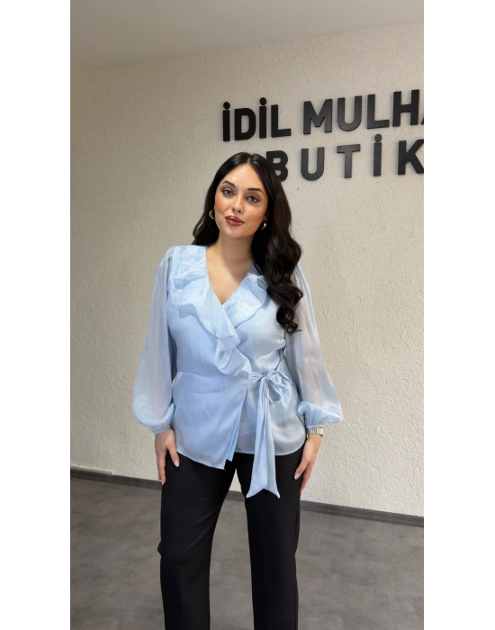 Bebe Mavisi Kruvaze Yaka Volanlı Bağlamalı Bluz