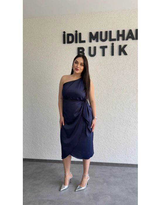 Lacivert Tek Omuz Bağlama Detaylı Saten Elbise