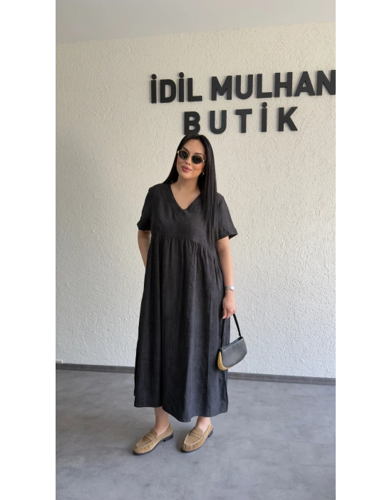 Siyah Batik Desenli Dökümlü Elbise