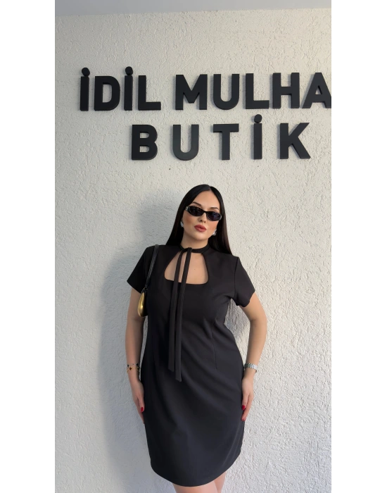 Siyah Zr Model Yaka Bağlama Detaylı Elbise