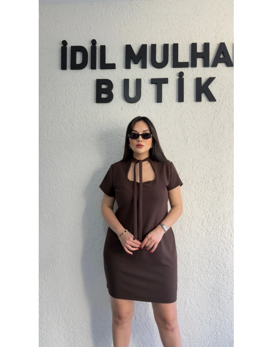Kahverengi Zr Model Yaka Bağlama Detaylı Elbise