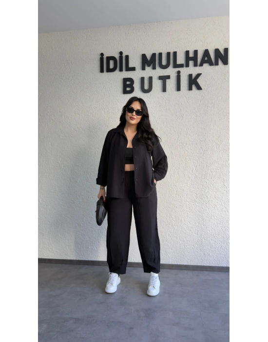 Siyah Gömlekli Tensel Takım