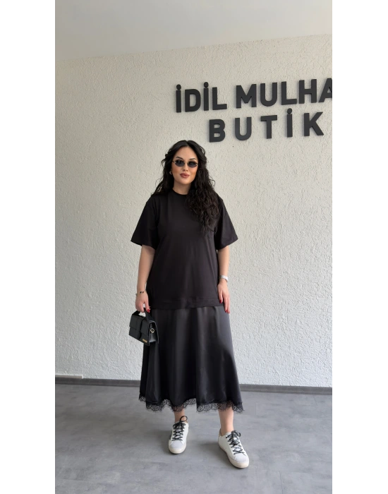 Siyah Eteği Saten Dantel Detaylı Elbise