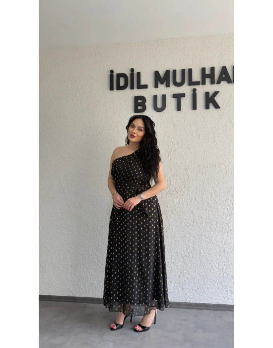 Siyah Tek Omuz Gold Desen Detaylı Elbise
