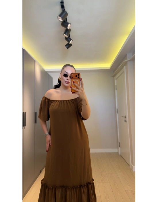 Kahverengi Madonna Yaka Etek Ucu Fırfırlı Elbise