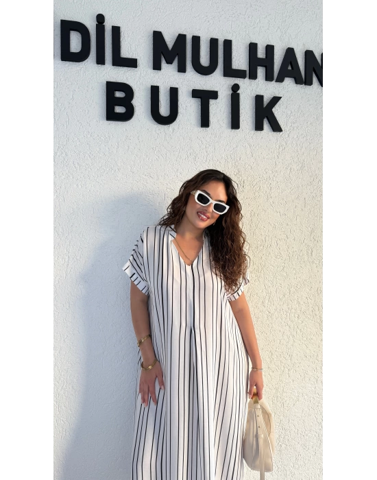 Beyaz Dikey Şeritli Pamuk Elbise