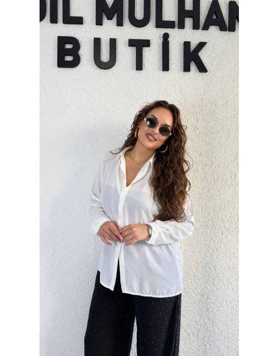 Beyaz Yıldız Taş Detaylı Gömlek