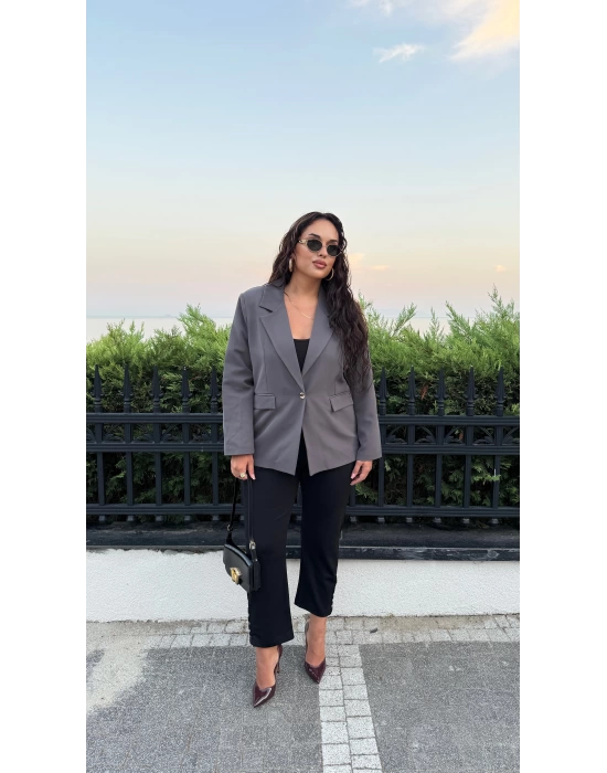 Gri Omuzları Vatkalı Blazer Ceket