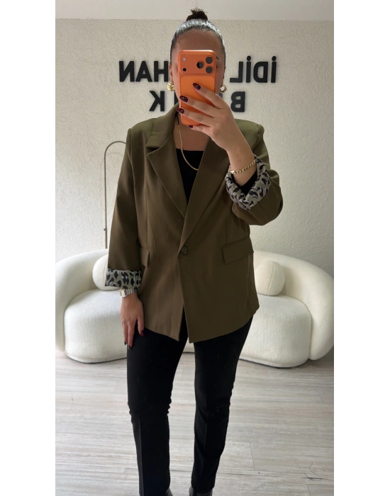 Haki Leopar Detaylı Blazer Ceket