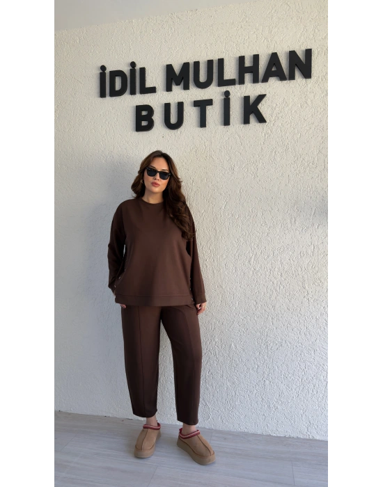 Kahverengi Oysh Kumaş Yanı Çıtçıtlı Takım