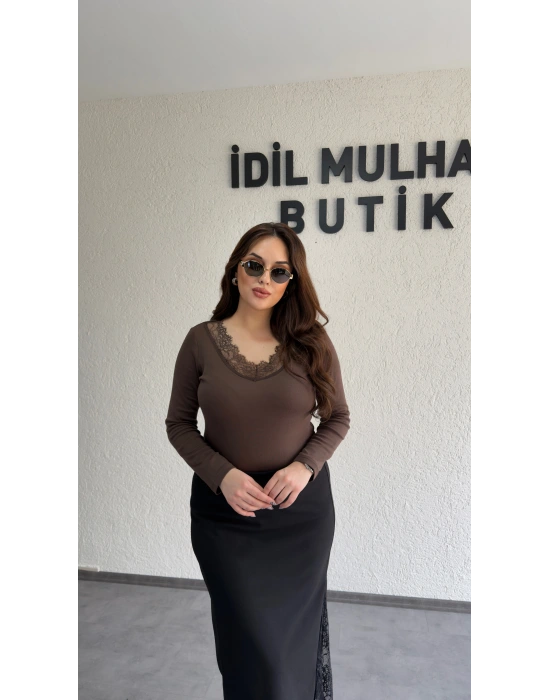 Kahverengi V Yaka Dantelli Bady