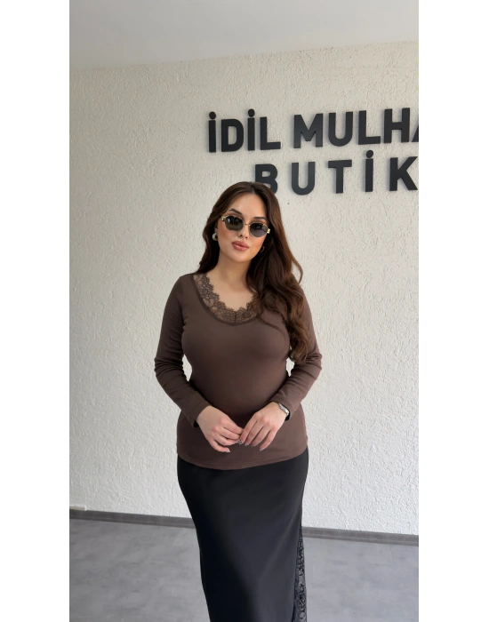 Kahverengi V Yaka Dantelli Bady