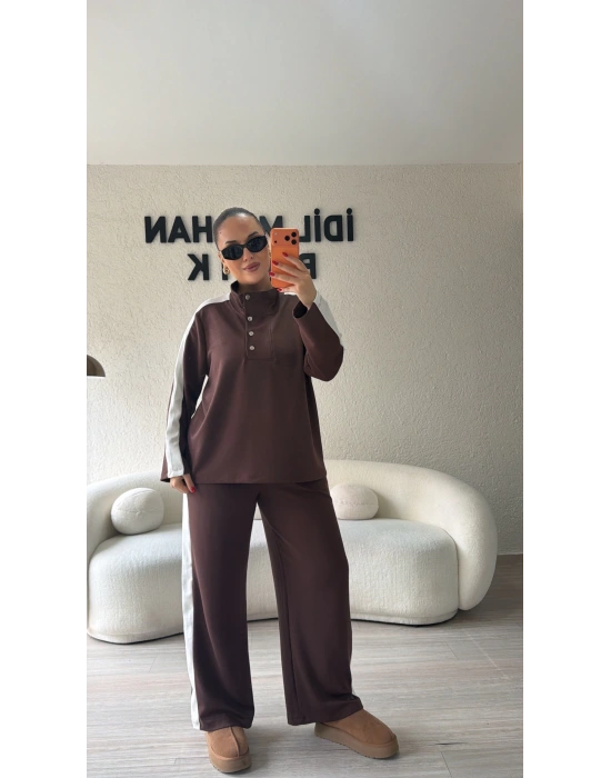 Kahverengi Yaka Düğmeli Çizgili Takım