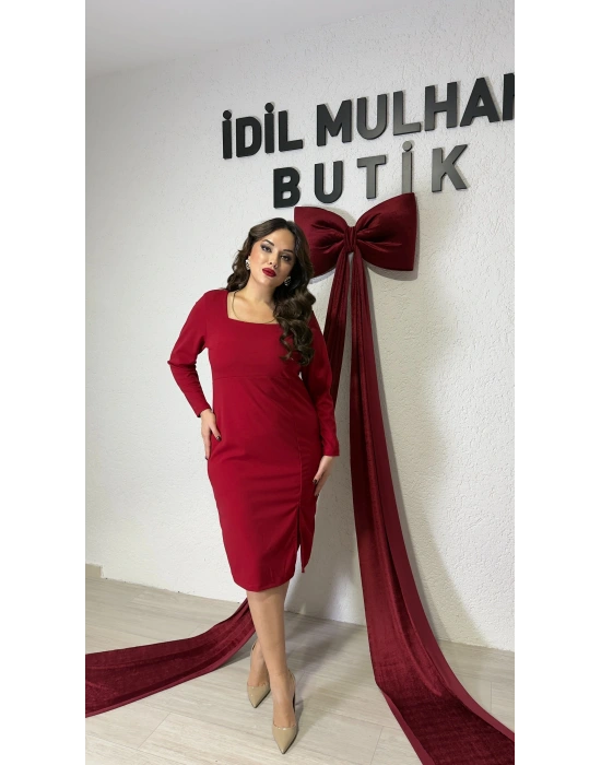 Kırmızı Kare Yaka Midi Boy Elbise