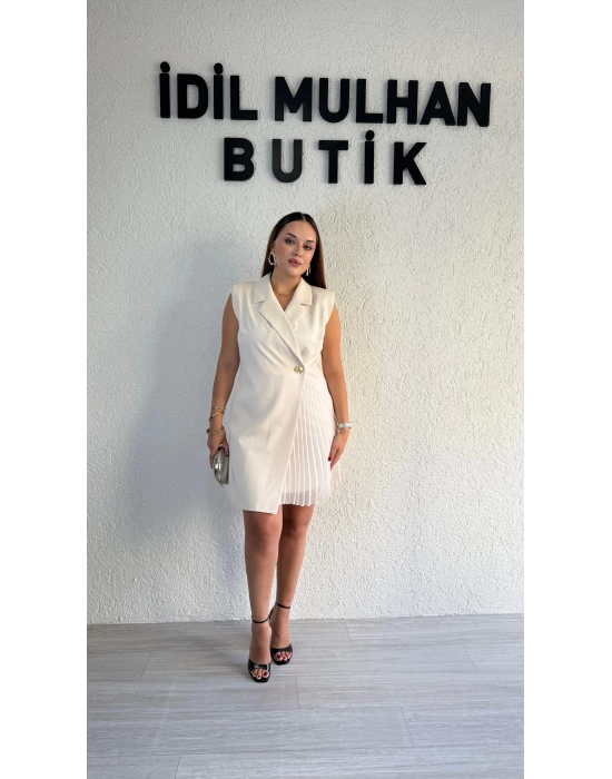 Krem Kruvaze Yaka Gold Düğme Detaylı Abiye