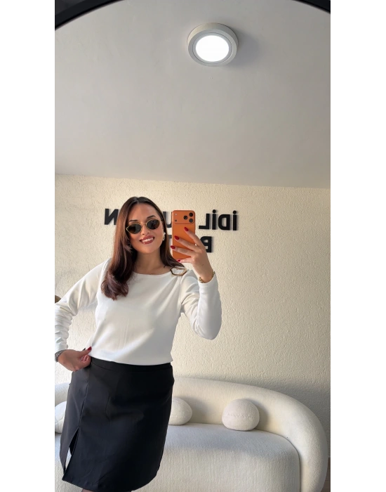 Krem Omzu Tokalı Oysh Bluz