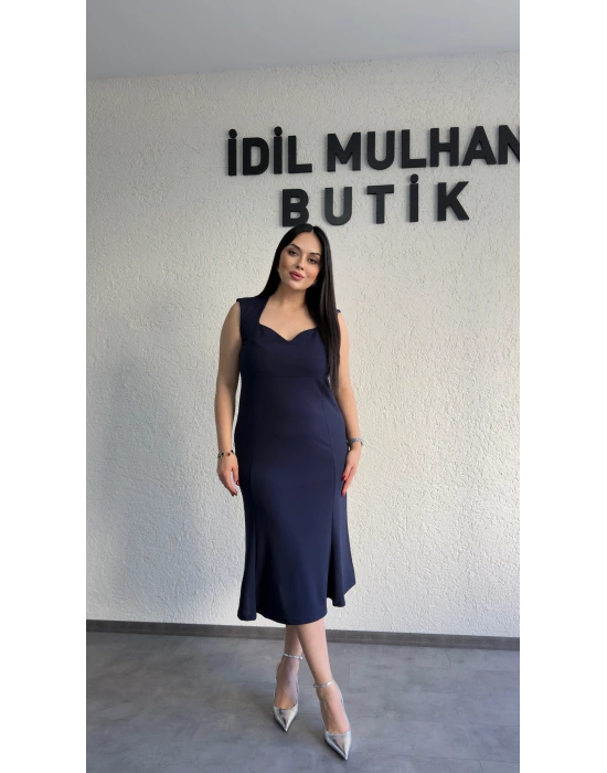 Lacivert Kalp Yaka Klasik Midi Elbise