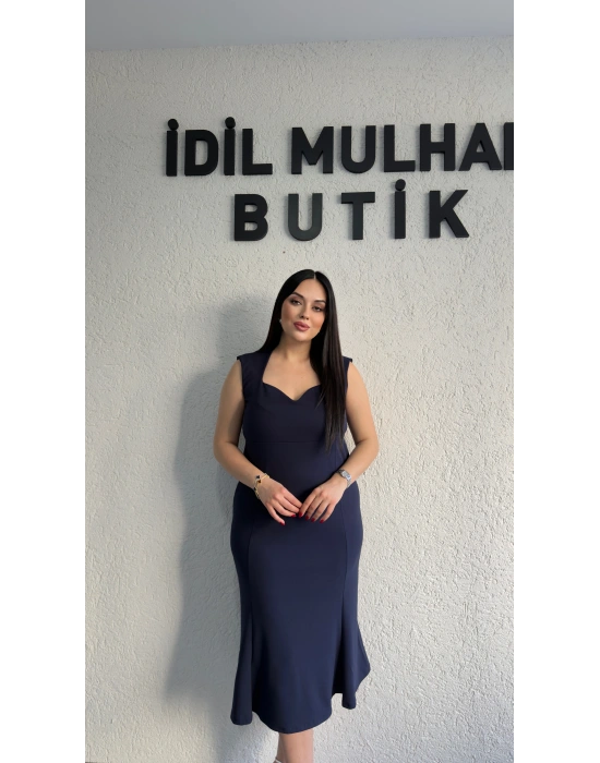 Lacivert Kalp Yaka Klasik Midi Elbise