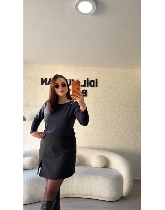 Lacivert Omzu Tokalı Oysh Bluz