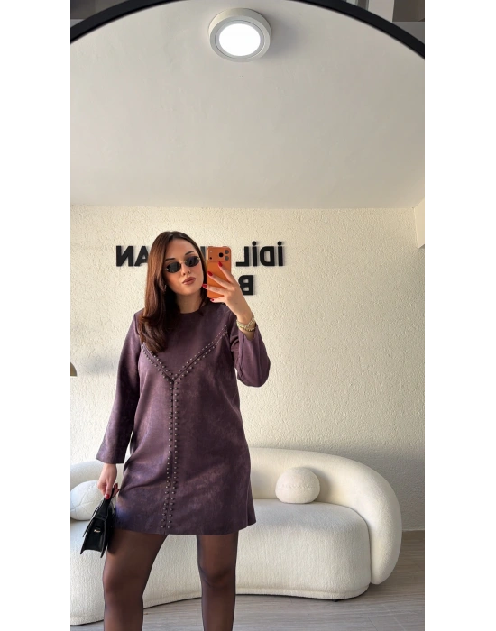 Mürdüm Taş İşlemeli Likralı Süet Elbise