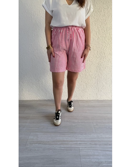 Pembe Çizgili Şort