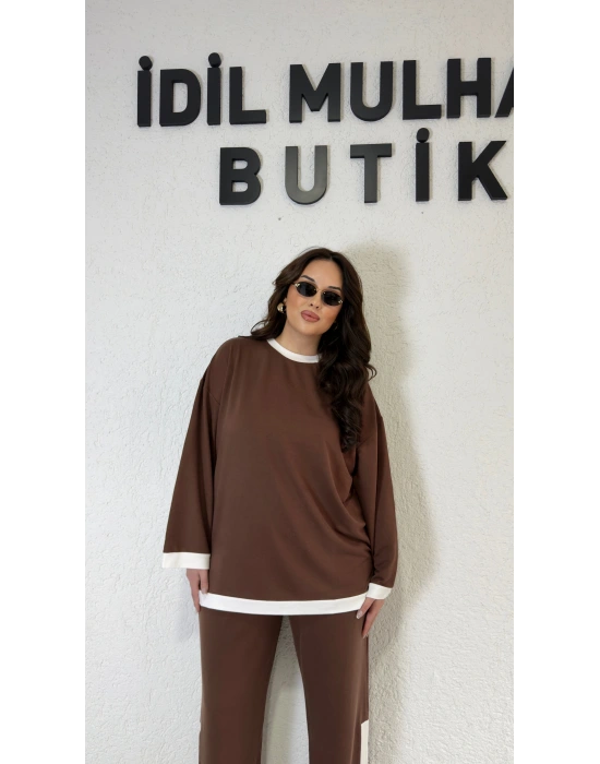 Şerit Detaylı Kahverengi Alt Üst Takım