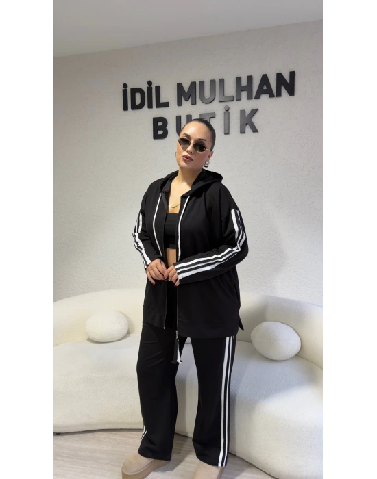 Siyah Beyaz Şeritli Kapşonlu Takım