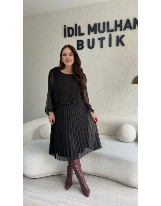 Siyah Dökümlü Piliseli Midi Elbise