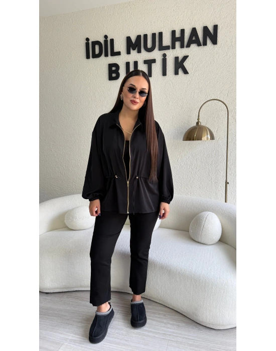 Siyah Fermuarlı Bel Büzgülü Ceket