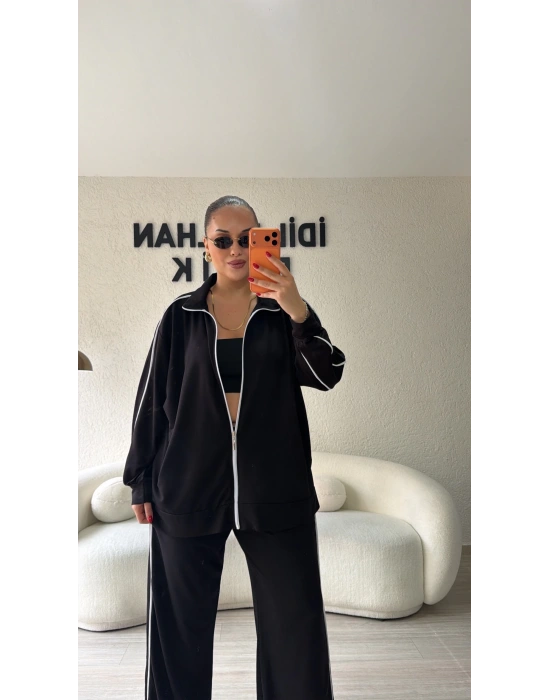 Siyah Fermuarlı Çift Çizgili Takım