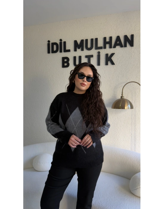 Siyah Gri Baklava Dilimli Kazak